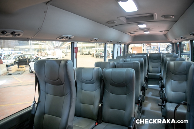 Hyundai county салон
